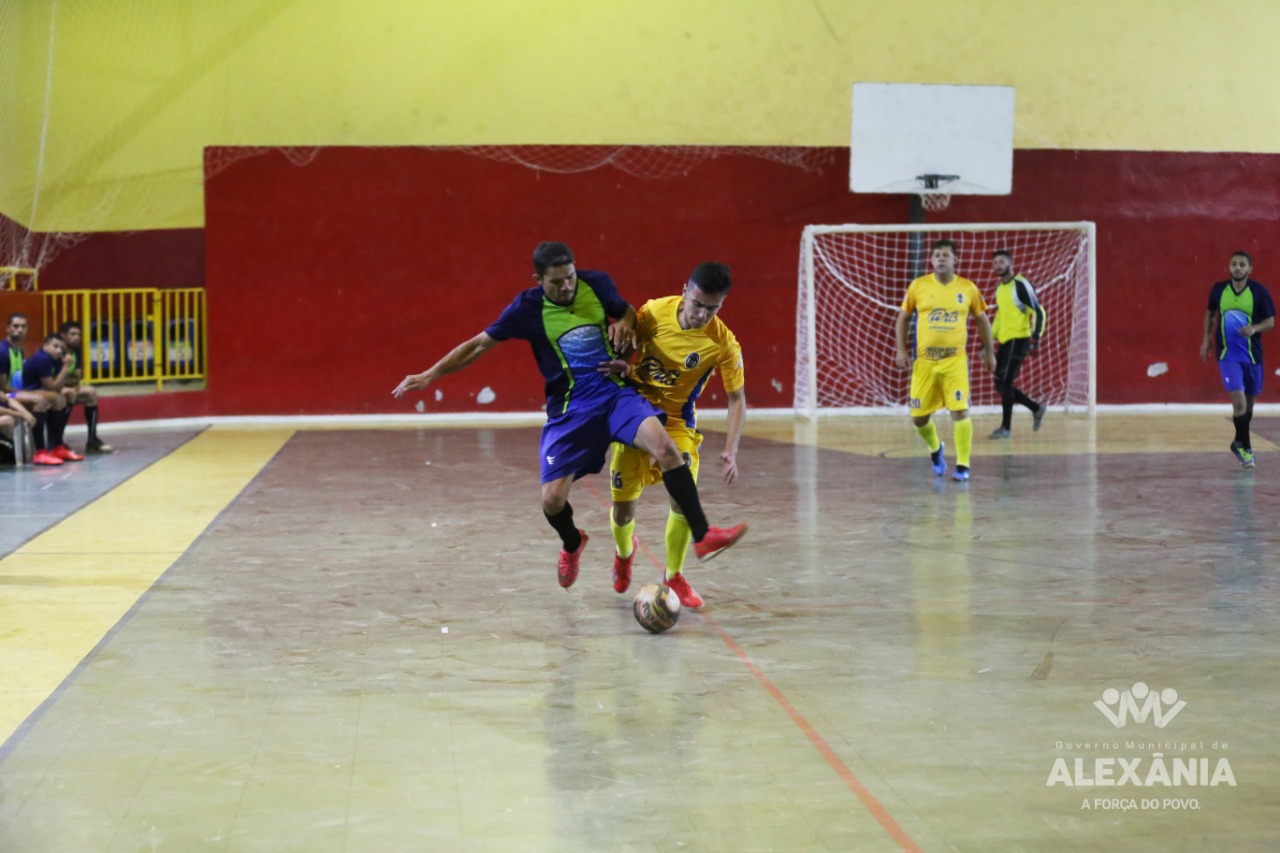 Primeiros jogos do Campeonato Municipal de Futsal 2019