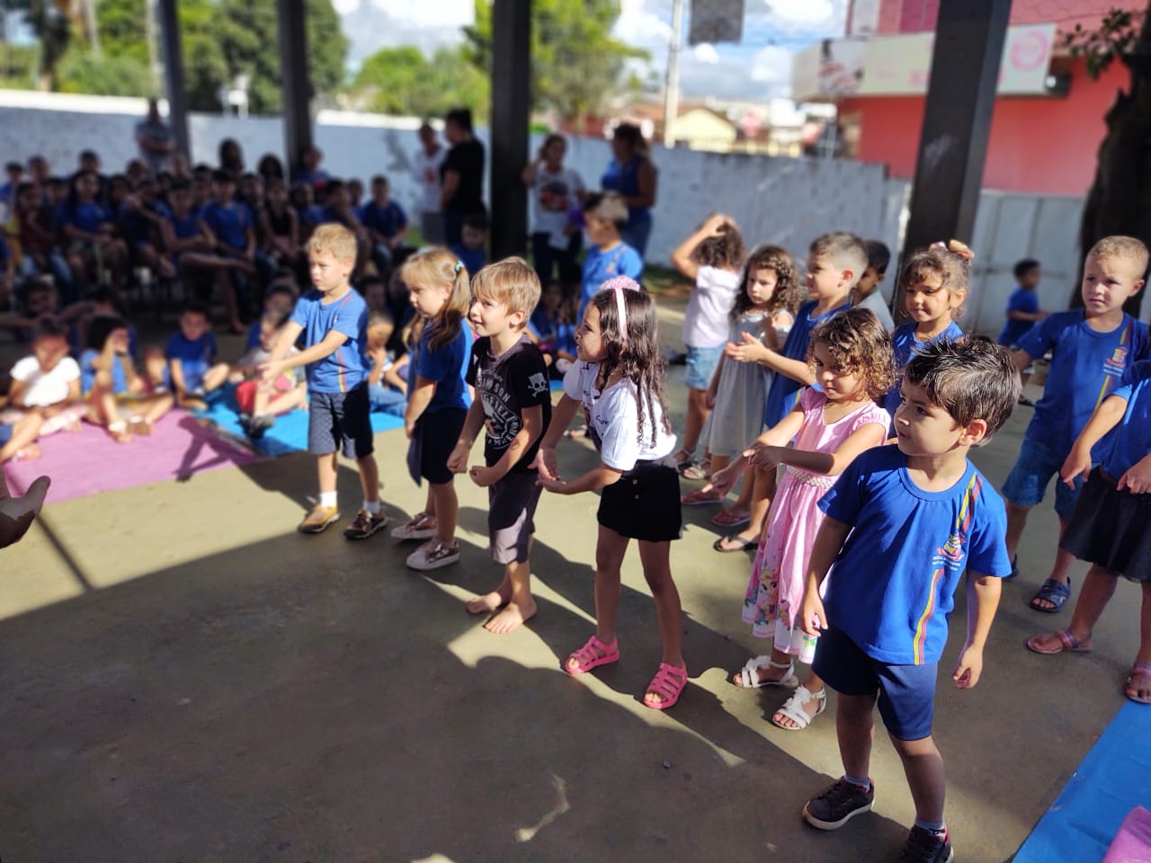Comemoração dos 43 anos da Escola Municipal Onélia de Oliveira